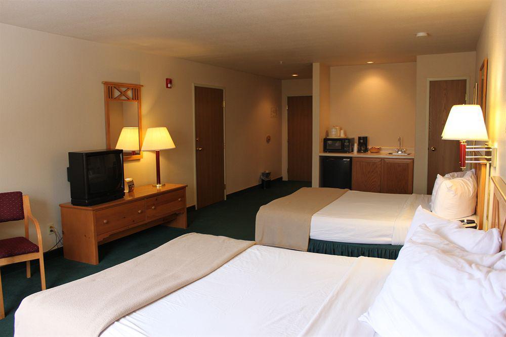 เบสต์ เวสเทิร์น พลัส อีเกิล ลอดจ์ แอนด์ สวีท Hotel ภายนอก รูปภาพ